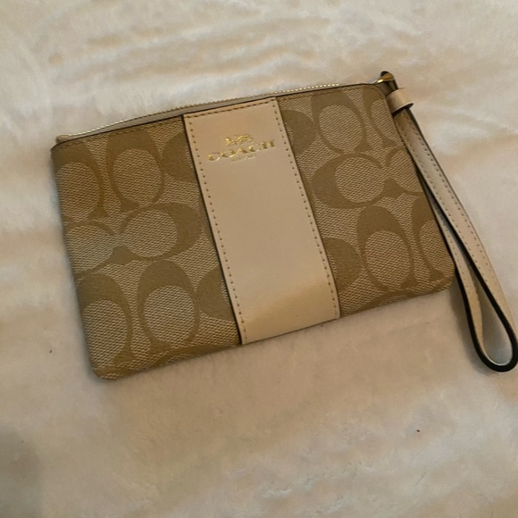 Coach Tan Crossbody Bag & Wallet never Used - Picture 6 of 7